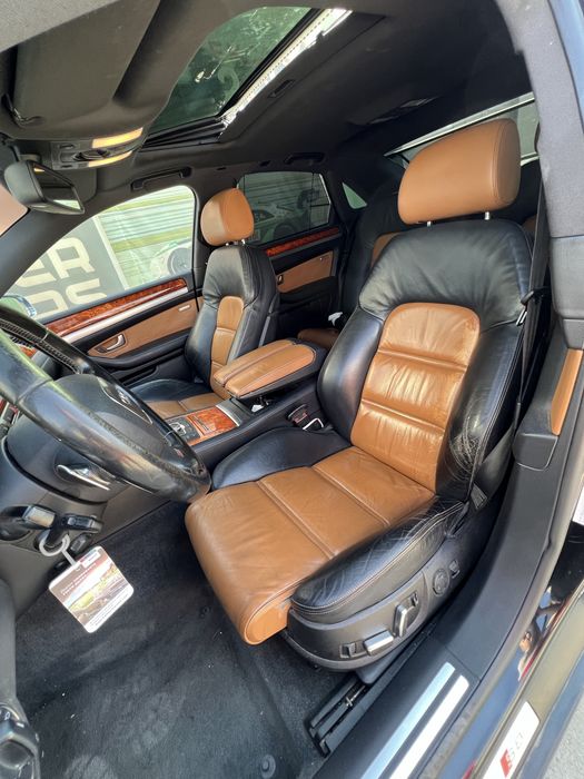 Audi S8 D3 на части