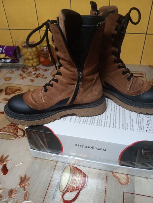 Ghete piele îmblănite