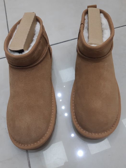 Ghete de iarna,piele intoarsa