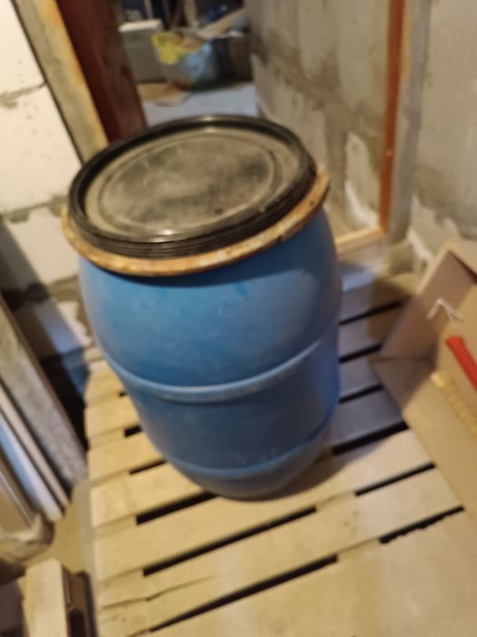 Продам бочку круг
