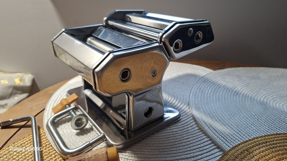 Mașina de facut taietei