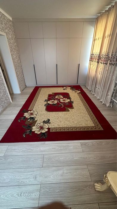 Палас хорошем состояние бу
