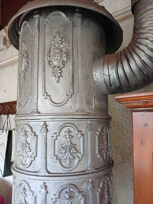 De vanzare soba fonta