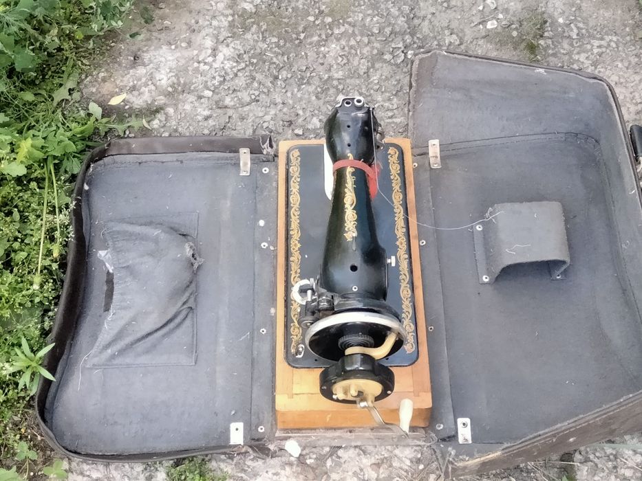 Швейная машинка в рабочем состоянии