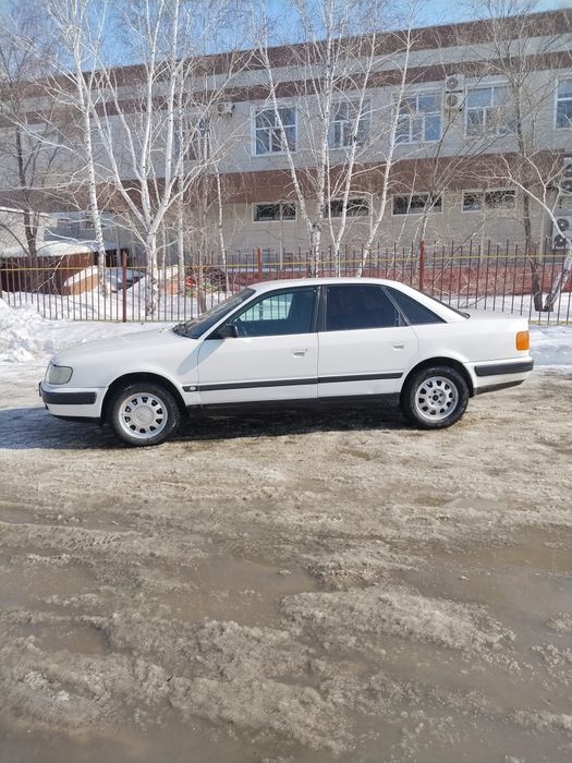 Продам Ауди 100 с4.