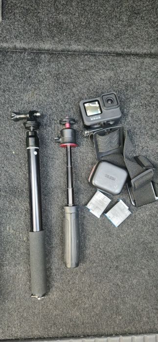 Go pro 9 black plus accesorii,schimb doar cu boxa jbl ...ofer si diferenta dupa caz
