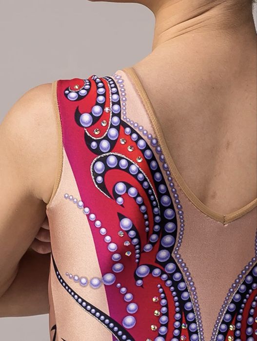 Продам гимнастический купальник