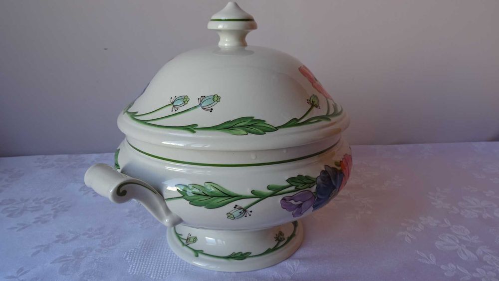 Супник - 2 литра , Villeroy & Boch Amapola 1980г.