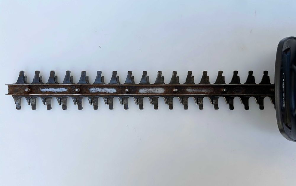 Black Decker BDHT18 H1 - Акумулаторен храсторез 18V