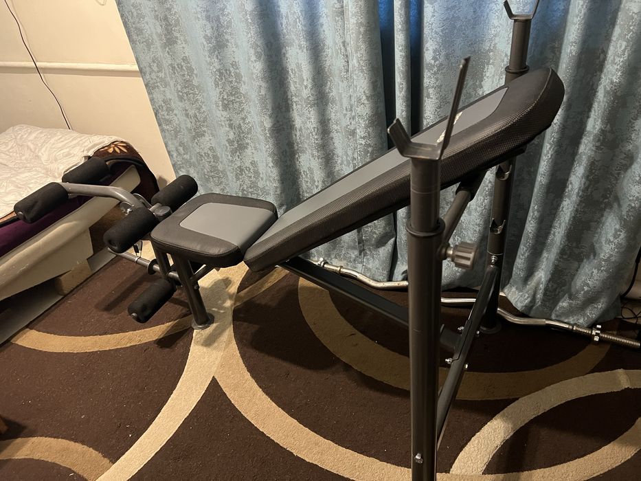 Продам Скамья со стойками