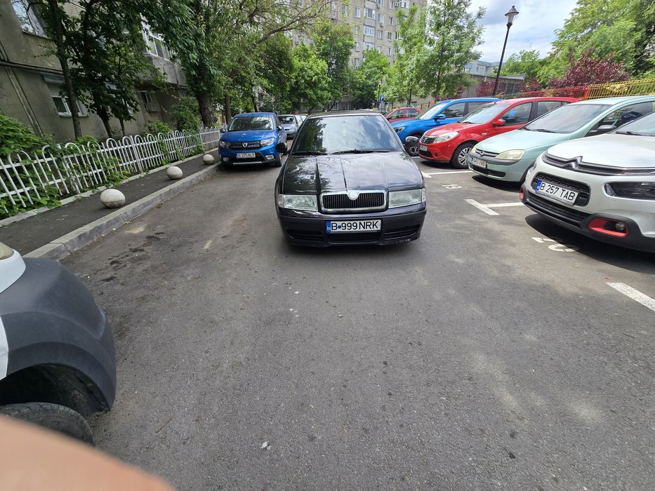 Vând Skoda Octavia 1 Facelift pachet VRS 1.6 MPI 102 CP + GPL – 2010