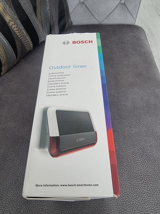 ЧИСТО НОВА ВъBosch Smart Home Outdoor Siren (Аларма)