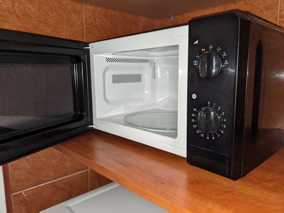 Cuptor microunde Daewoo