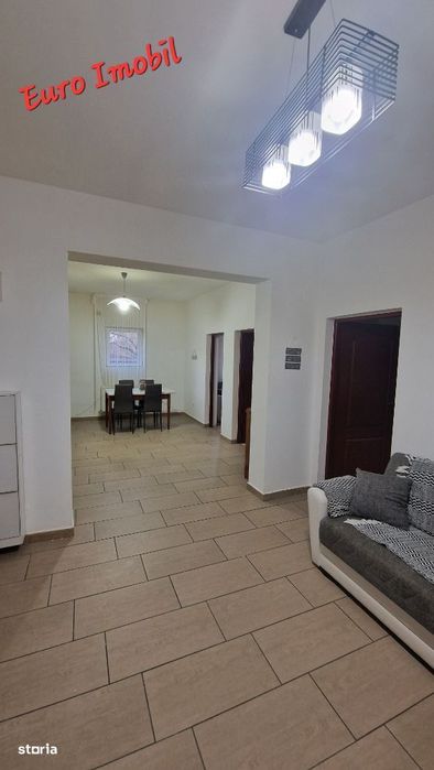 Ap.3 camere , parter, zona Casa Somesana,