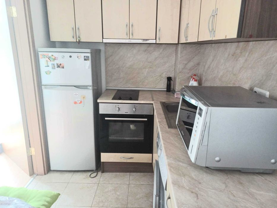 Двустаен обзаведен апартамент в к-с ”Съни Дей 3”