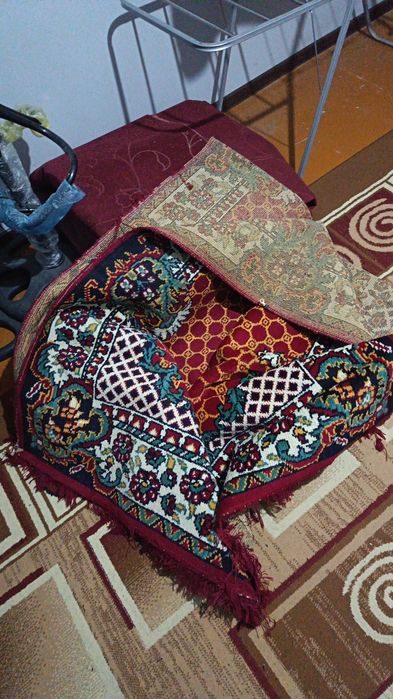 Gilam polis sotiladi