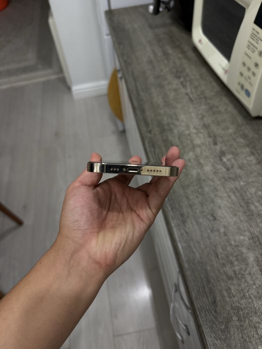 Продам Iphone 12 pro 128гб идеал!