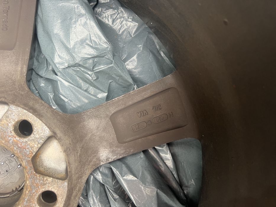 Vand roti audi rotor 18” 245/40/18