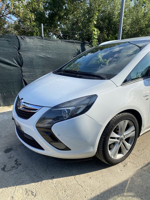 Capotă motor Opel Zafira C 2014