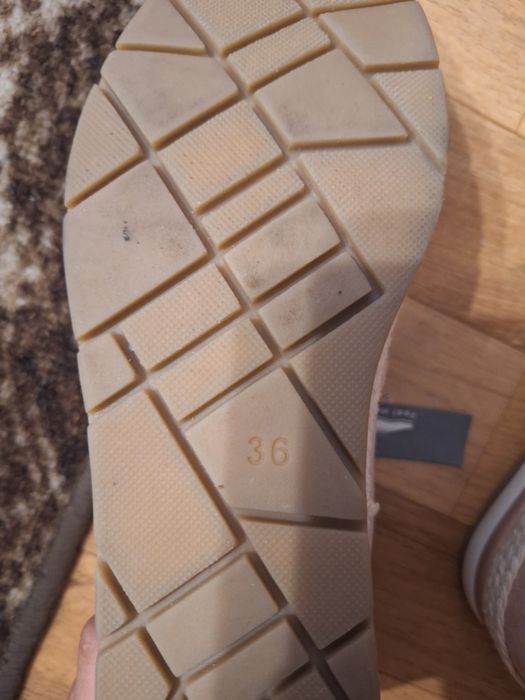 НОВИ обувки Macko Tozzi