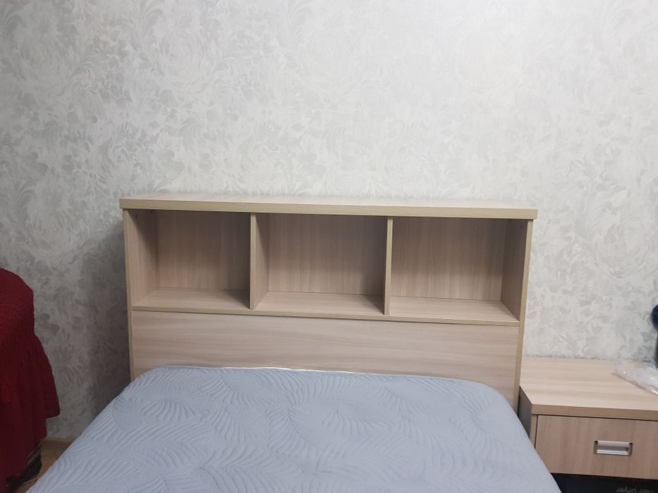 Кровать для спальни