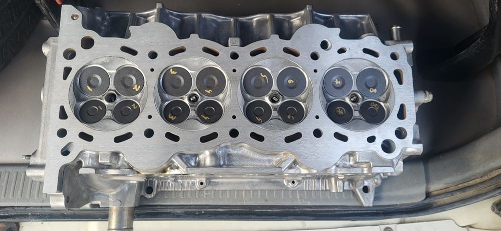 Головка 2tr-fe. Объем 2.7. Оригинал б/у