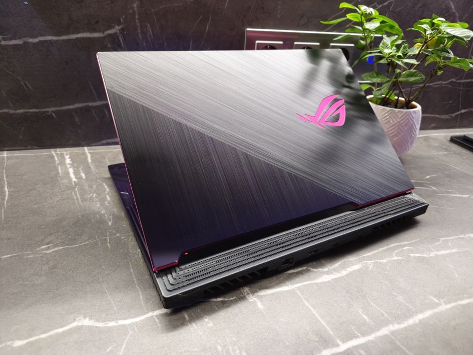 Геймерский Ноутбук ASUS Rog Strix (core i5/GTX1650Ti/16ОЗУ/512SSD)