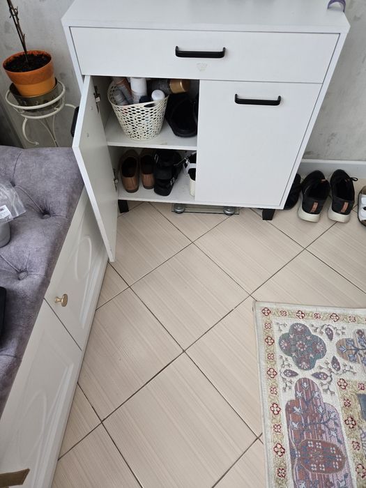 Комод деревянный с зеркалом