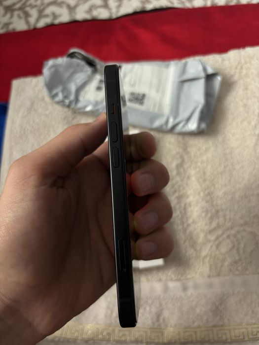 Iphone 15 128 GB б/у емкость 100%