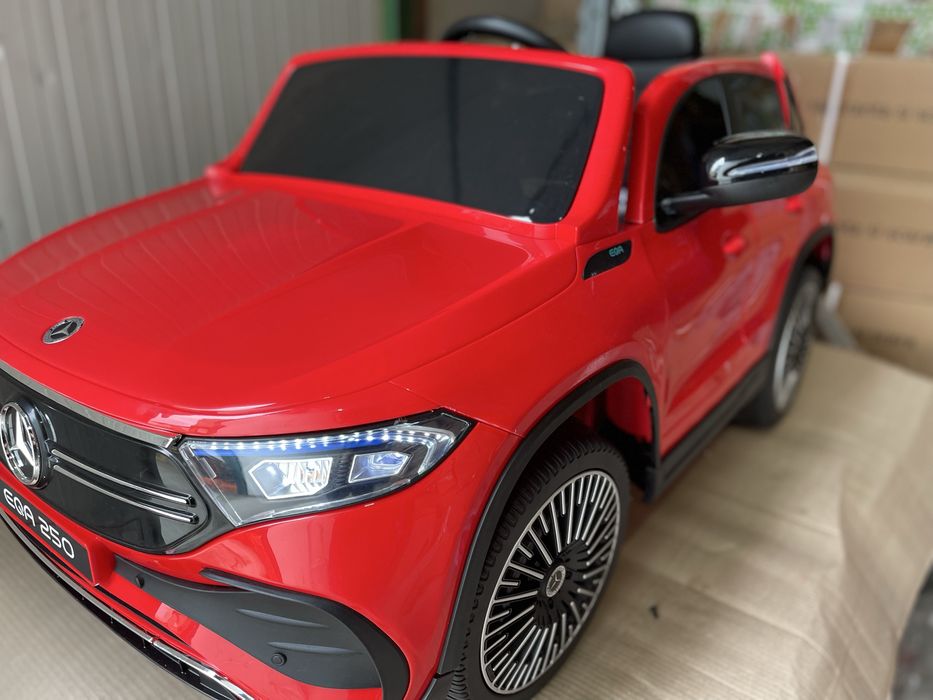Masinuta electrica pentru copii cu licenta Mercedes Benz EQA Red,telecomanda 2,4G,roti EVA,scaun din piele,