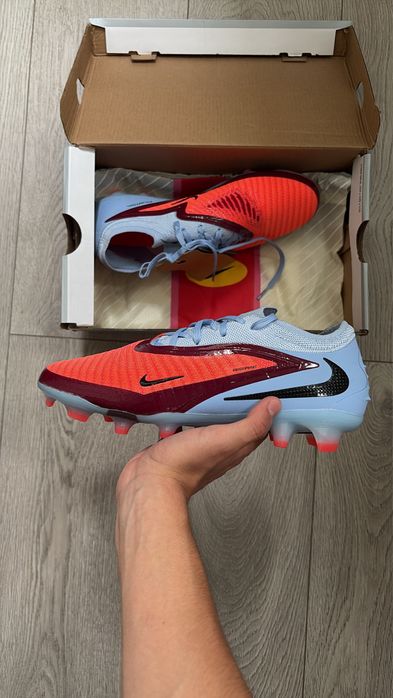 Ghete fotbal Nike Phantom 6 Low Elite FG