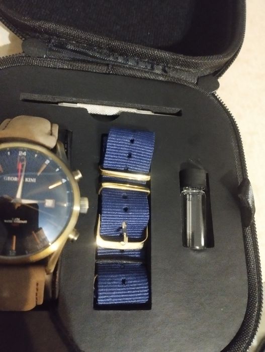 Продам часы полученные в подарок