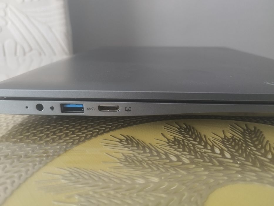 Продам ноутбук для работы