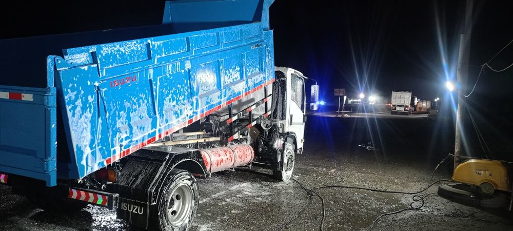Исузу самосвал сотилади