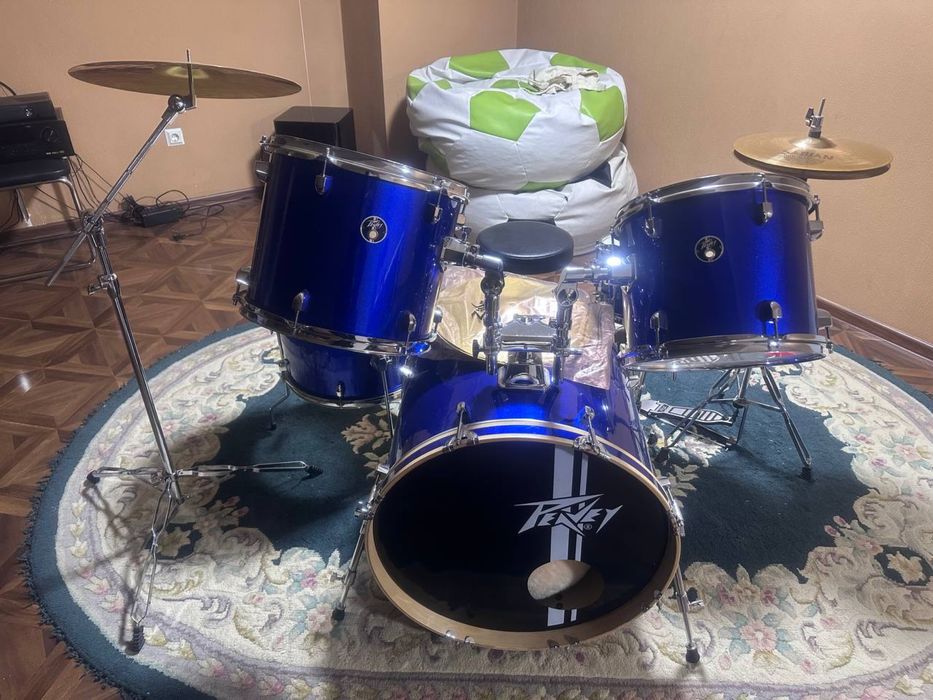 Продается барабанная установка