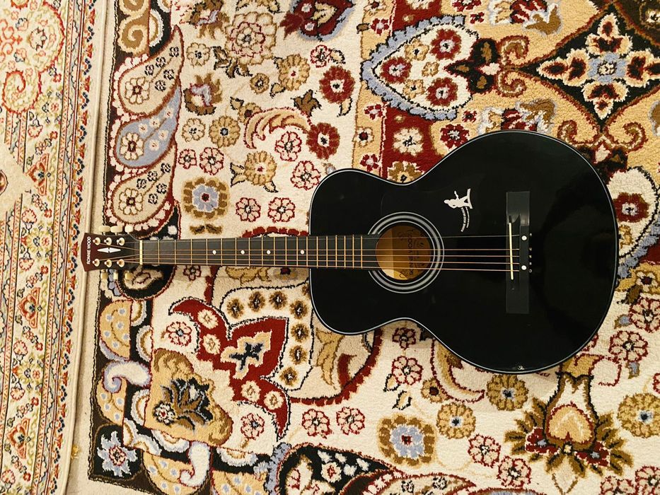 Гитара Ronnie Woob Musical