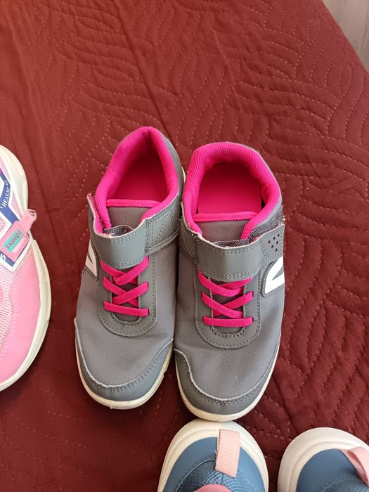 Лот маратонки на. 34