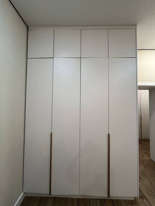 Астана  продам шкаф МДФ