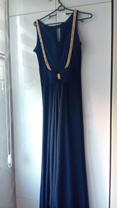 Дамски официални рокли