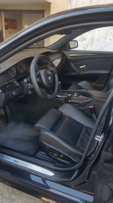 Продавам БМВ 550и Е60