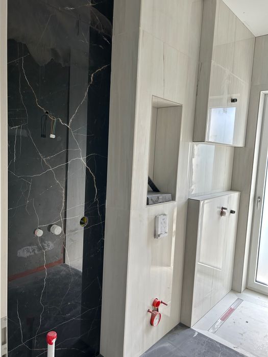 Извършване на вътрешни ремонтни услуги: