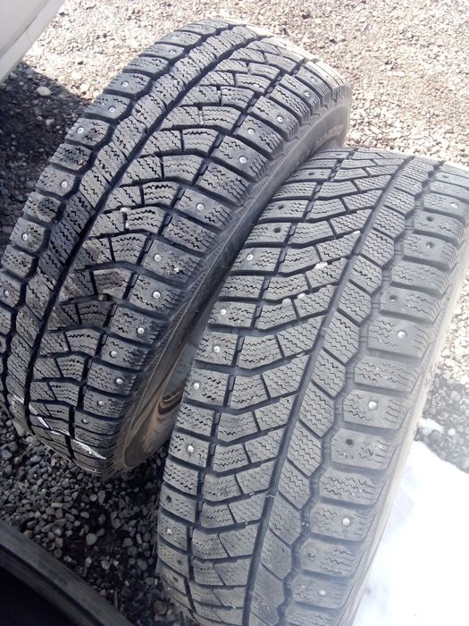 Продам резину viatti 195/65/R15