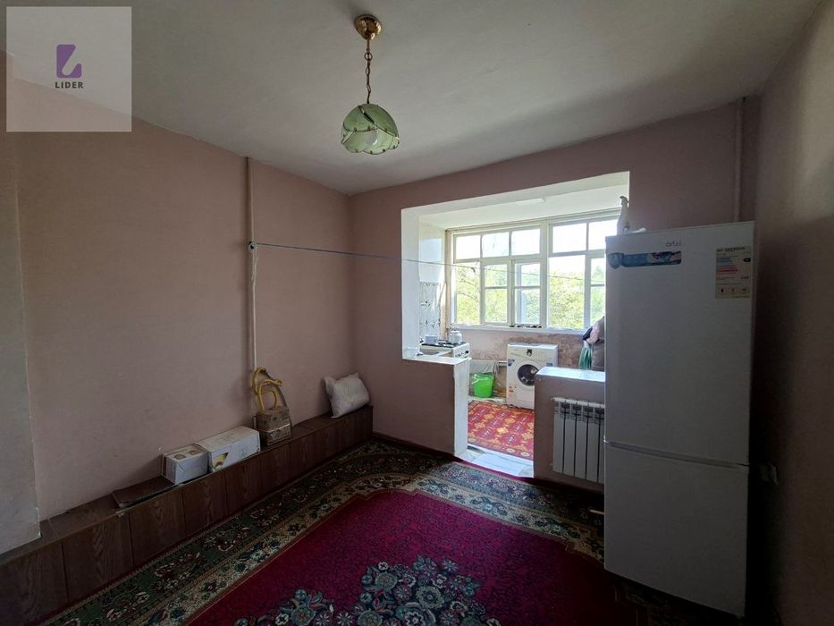 Продается 2х комнатная квартира. Саттепо. Базарчик