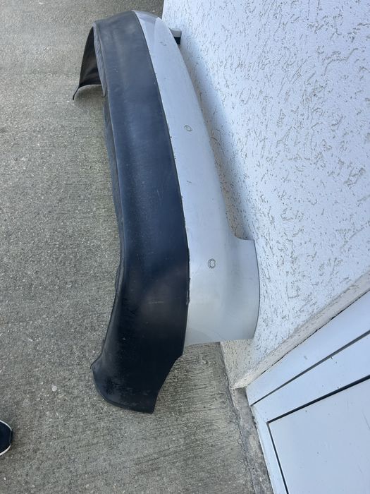 Задна броня ауди а4 б6 комби