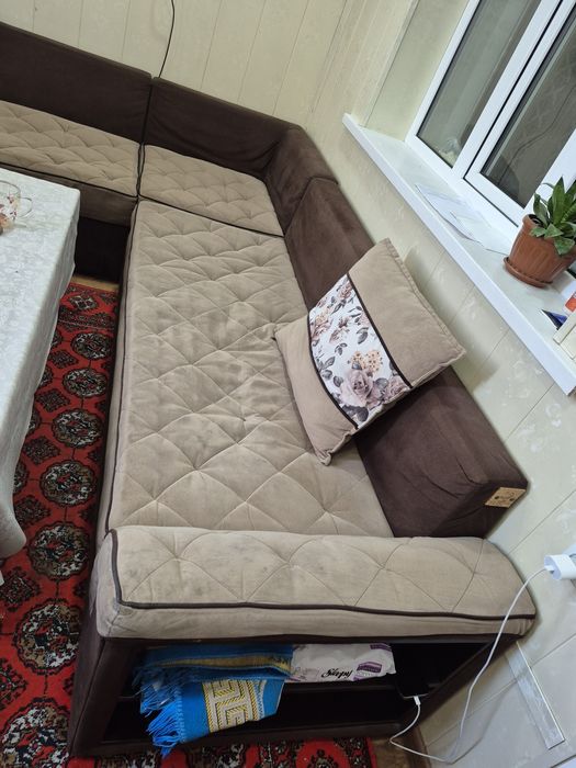 Юмшок мебел сотилади