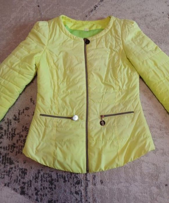 Ветровка 3000 тенге