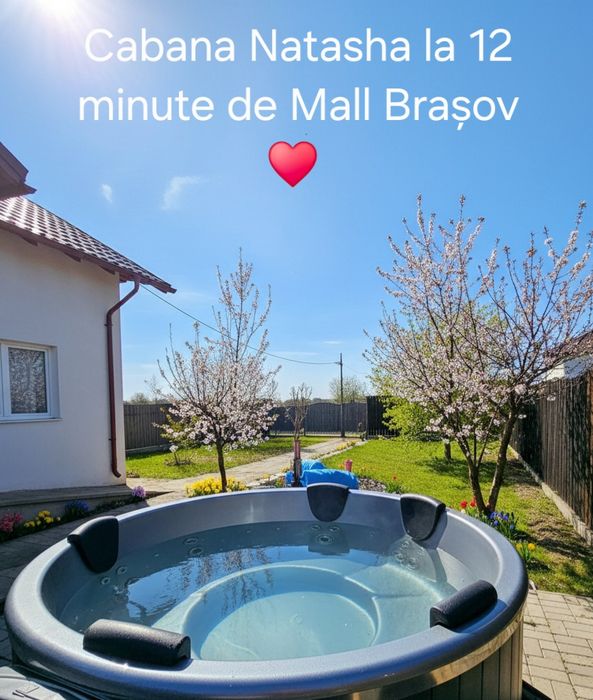 Cabana Natasha Brasov Cazare la munte cu Ciubăr gratuit singur in curte fara proprietari.