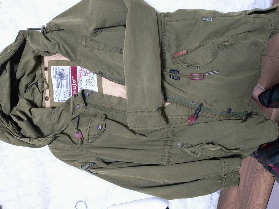 Khujo Parka/Geaca