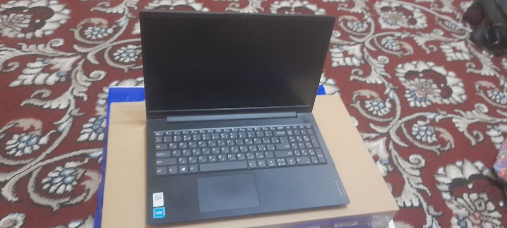 Lenovo v15 G2 IJL