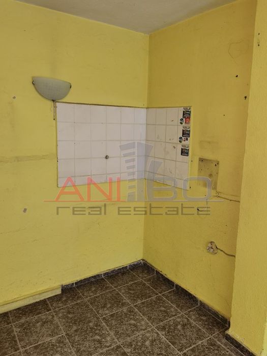Дава се под наем Офис в Варна, Завод Дружба - 18 кв.м за 248.88 € - Снимка #1